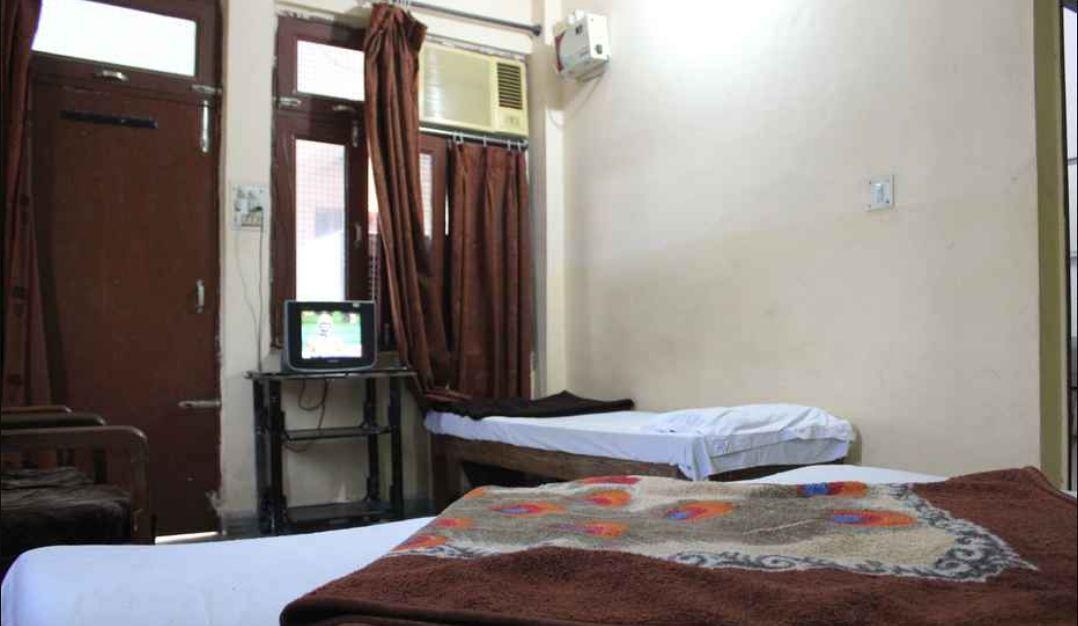 Hotel Vardaan Kankhal Zewnętrze zdjęcie